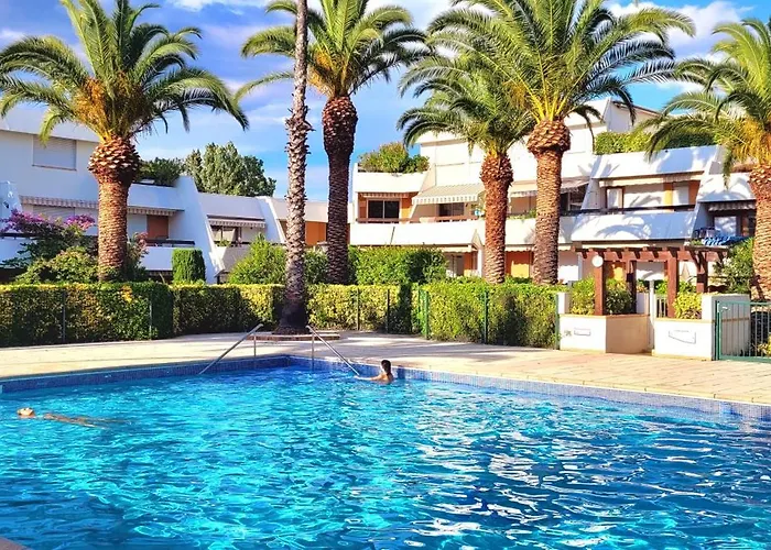 Magnifique Avec Piscine Et Jardin 아파트 *